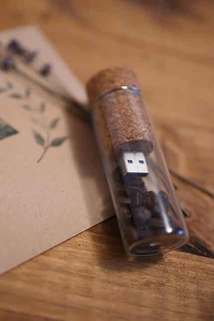 Memory Stick Storage U-disk / Bottle with Cork Flash Drive