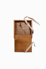 Wood USB box cotton closed with ribbon and bow – wedding photography packaging