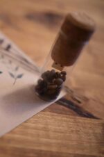 Cork USB Stick Kingston – handcrafted glass jar USB drive detail view