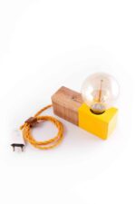 Edison table lamp wood desk lamp – close-up of wooden base