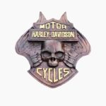 Harley Davidson Panoply – wooden skull sculpture front view