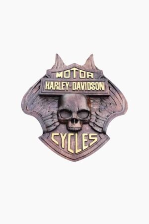 Harley Davidson Panoply – wooden skull sculpture front view