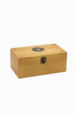Genuine Wood Box closed – pine wood storage box with brass clasp by Genuine Strap